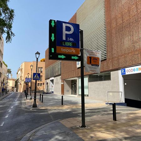 Apartamento Con Parking Gratis En El Centro, 2 Dormitorios Almería Exterior foto
